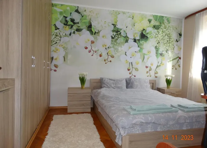 александра Apartament Kiustendił
